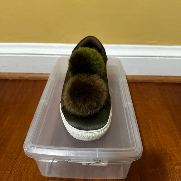 J/Slides - Picture 6 of 6